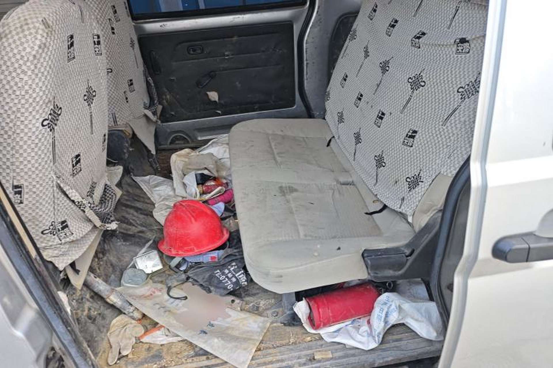 Used Wuling Rongguang S 2021 1.2L Base Model 7-Seater LSI Left Rear Seat