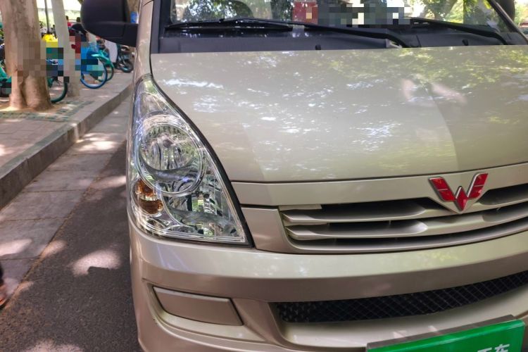 Used Wuling Rongguang S 2021 1.2L Base Model 7-Seater LSI Right Front Headlight