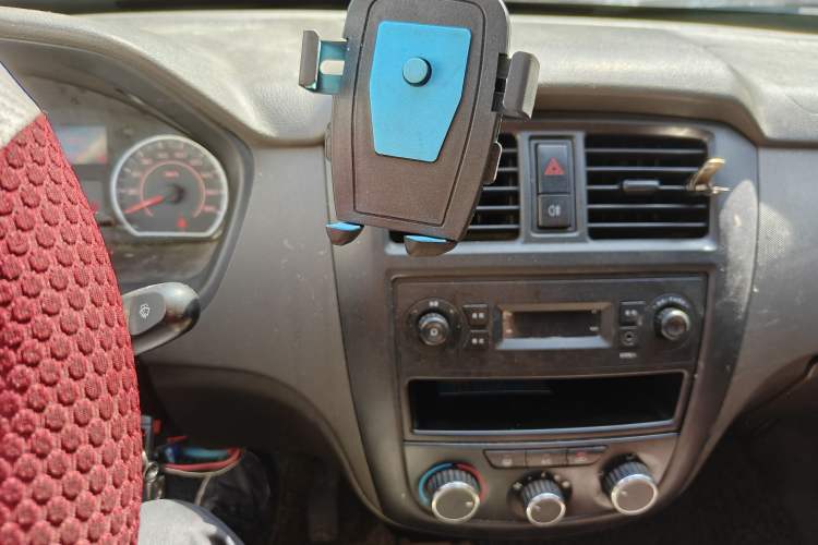 Used Wuling Rongguang S 2021 1.2L Base Model 7-Seater LSI Audio And AC Panel