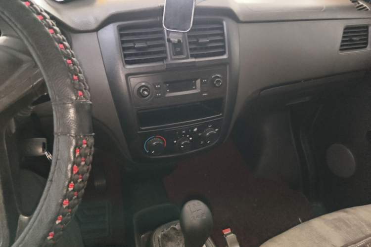 Used Wuling Rongguang S 2021 1.2L Base Model 5-Seater LSI Audio And AC Panel