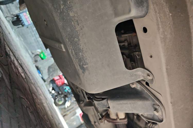 Used Wuling Rongguang S 2021 1.2L Base Model Window-Sealed 2-Seat LSI Car Chassis Front Left