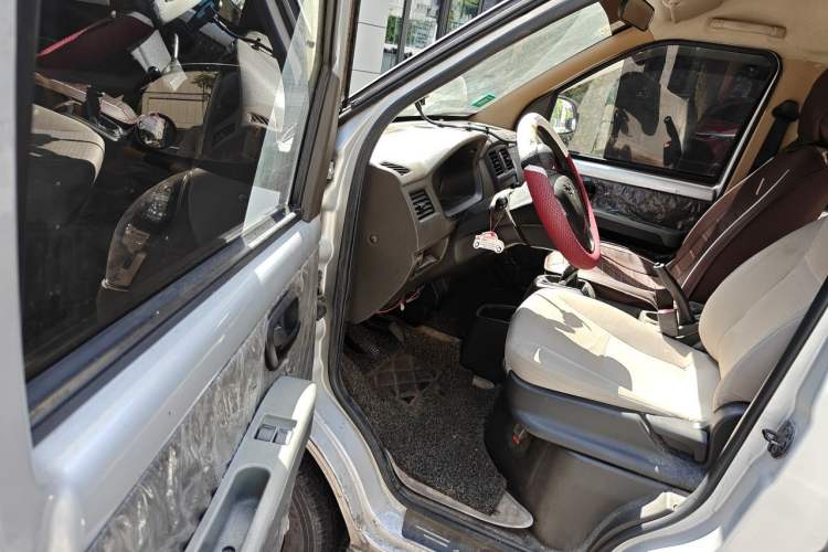 Used Wuling Rongguang S 2021 1.2L Base Model 7-Seater LSI Driver Seat