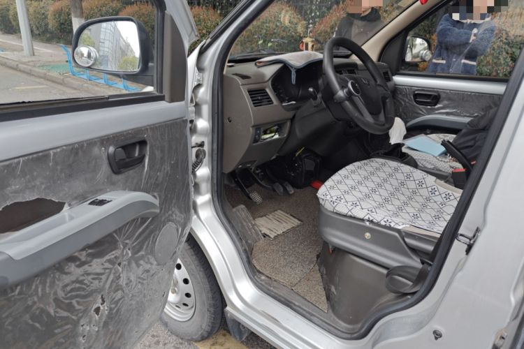 Used Wuling Rongguang S 2021 1.2L Standard Edition Air-Conditioned 7-Seater LSI Driver Seat