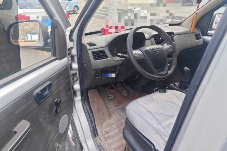 Used Wuling Rongguang S 2021 1.2L Base Model 7-Seater LSI Driver Seat