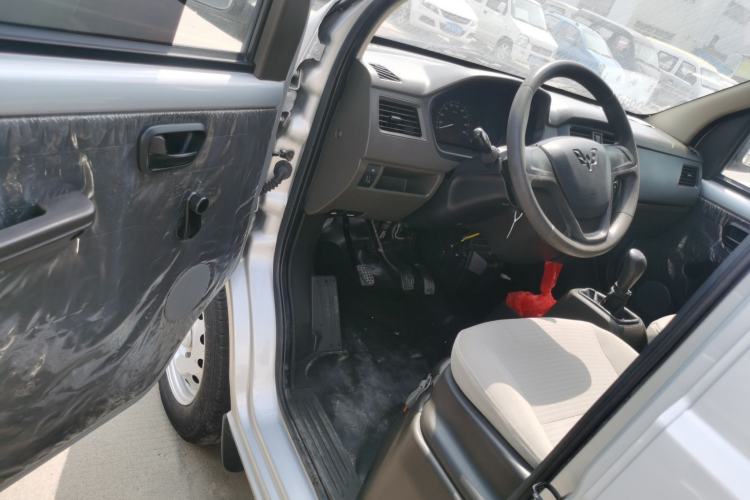 Used Wuling Rongguang S 2021 1.2L Base Model Window-Sealed 5-Seat LSI Car Driver Seat