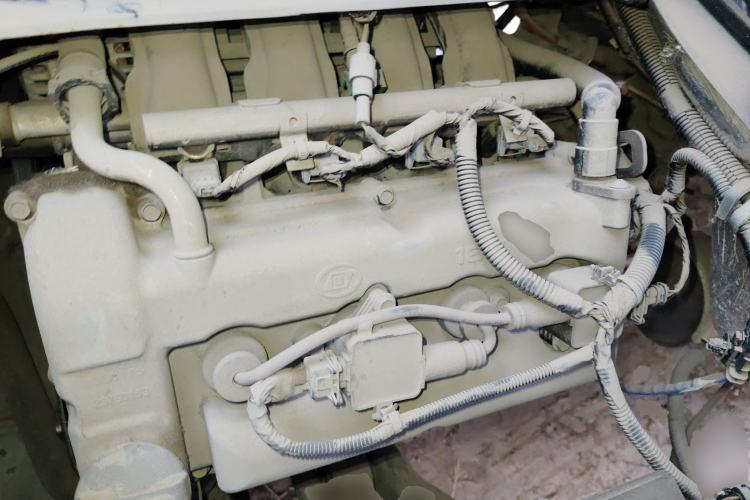 Used Wuling Rongguang S 2021 1.2L Base Model 5-Seater LSI Engine Bay