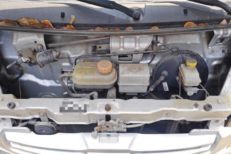 Used Wuling Rongguang S 2021 1.2L Base Model 7-Seater LSI Engine Bay