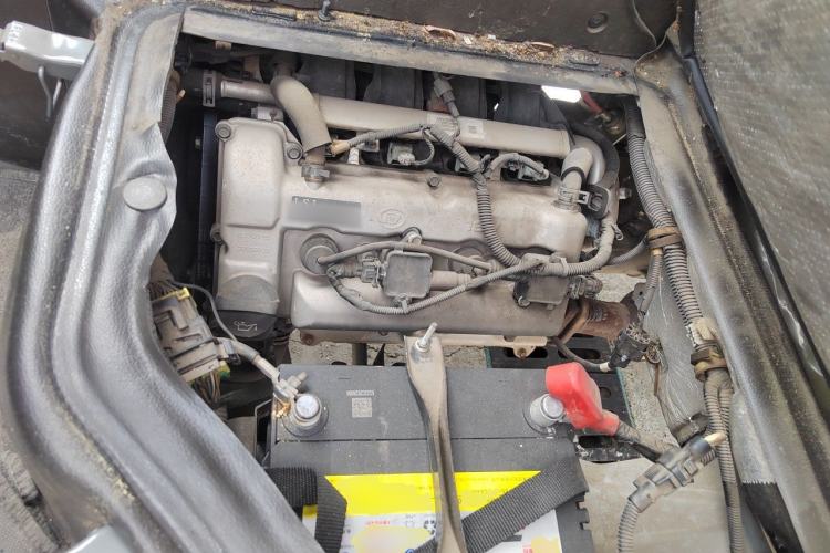 Used Wuling Rongguang S 2021 1.2L Base Model 7-Seater LSI Engine Bay