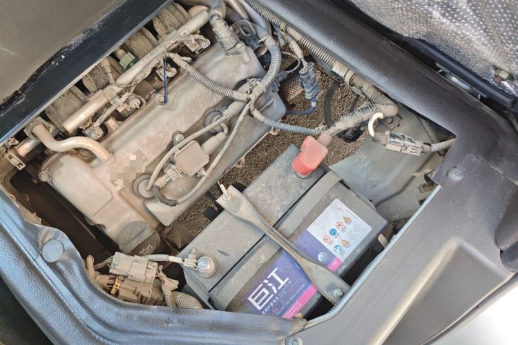 Used Wuling Rongguang S 2021 1.2L Base Model 5-Seater LSI Engine Bay Left