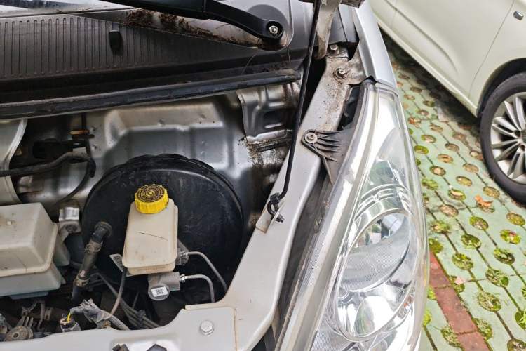 Used Wuling Rongguang S 2021 1.2L Base Model 5-Seater LSI Engine Bay Left
