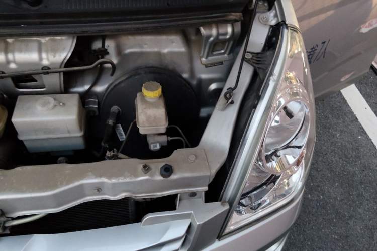 Used Wuling Rongguang S 2021 1.2L Base Model 7-Seater LSI Engine Bay Left