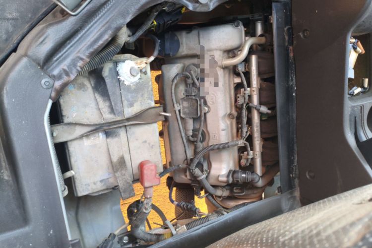 Used Wuling Rongguang S 2021 1.2L Base Model 5-Seater LSI Engine Bay Right