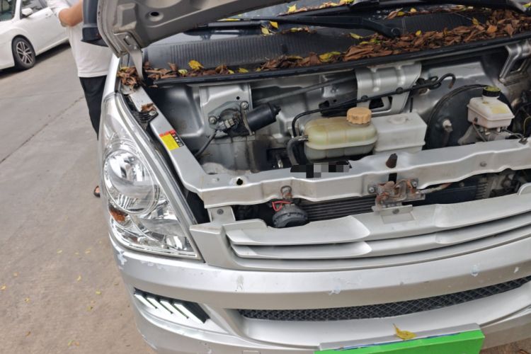 Used Wuling Rongguang S 2021 1.2L Base Model 7-Seater LSI Engine Bay Right