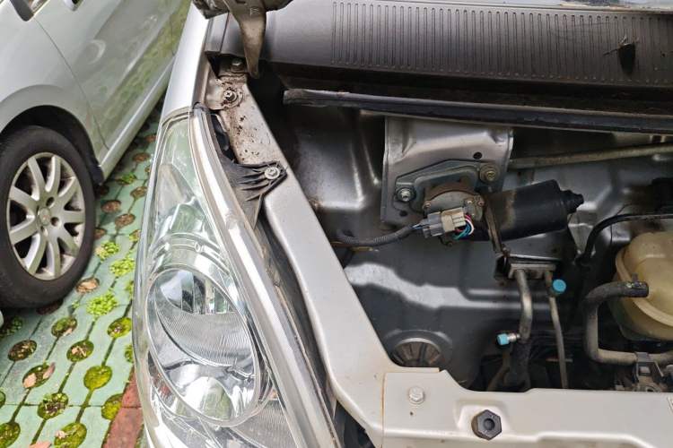 Used Wuling Rongguang S 2021 1.2L Base Model 5-Seater LSI Engine Bay Right