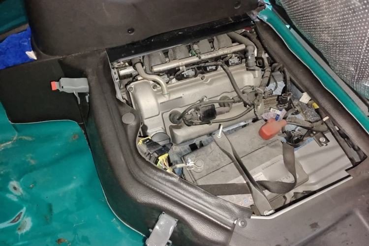 Used Wuling Rongguang S 2021 1.2L Base Model 7-Seater LSI Engine Bay Right