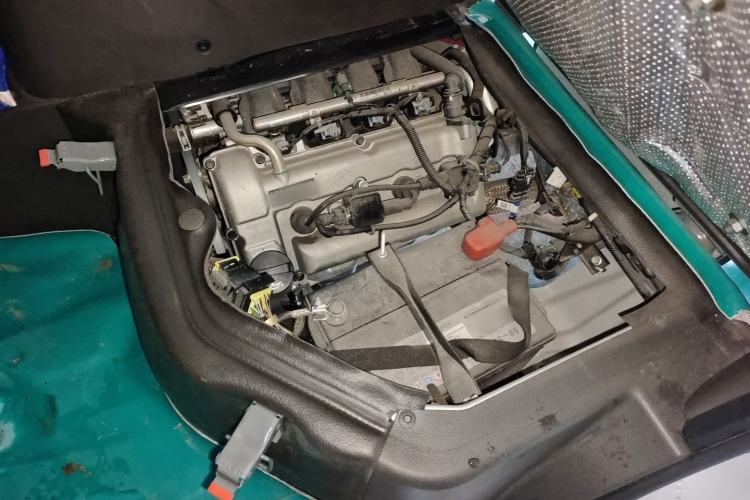 Used Wuling Rongguang S 2021 1.2L Base Model 7-Seater LSI Engine Bay