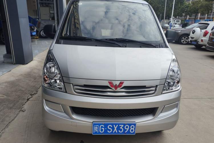 Used Wuling Rongguang S 2021 1.2L Base Model Window-Sealed 2-Seat LSI Car Exterior 1