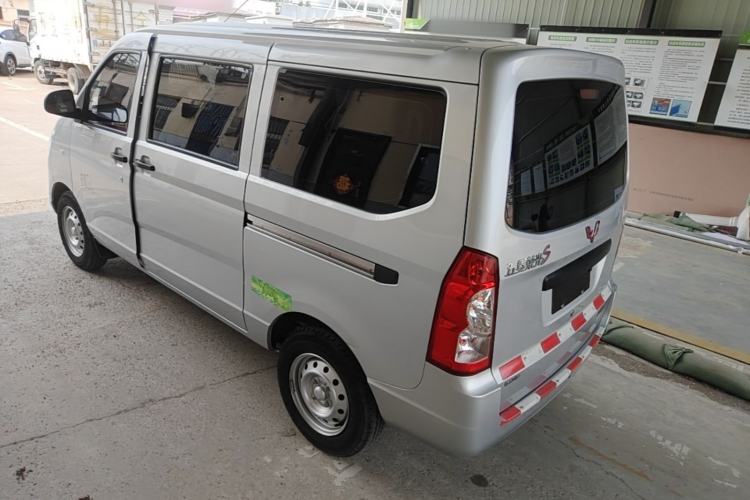 Used Wuling Rongguang S 2021 1.2L Base Model 7-Seater LSI Exterior 2