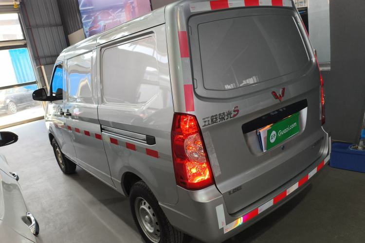 Used Wuling Rongguang S 2021 1.2L Standard Model Enclosed-Window Vehicle Power-Assist Version 2 Seats LSI Exterior 3