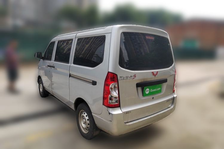 Used Wuling Rongguang S 2021 1.2L Base Model 7-Seater LSI Exterior 3