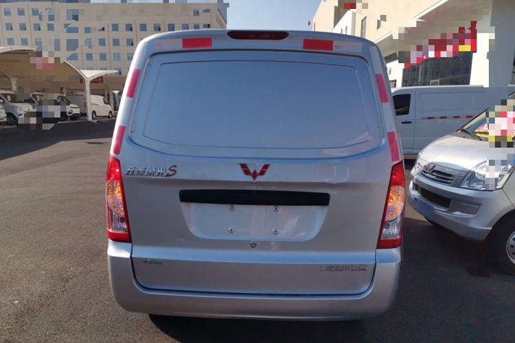 Used Wuling Rongguang S 2021 1.2L Base Model Window-Sealed 2-Seat LSI Car Exterior 4