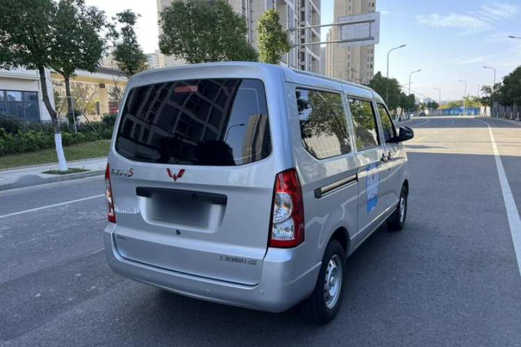 Used Wuling Rongguang S 2021 1.2L Base Model 7-Seater LSI Exterior 6