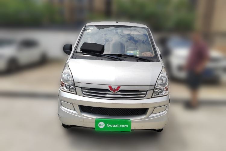 Used Wuling Rongguang S 2021 1.2L Base Model 7-Seater LSI Front