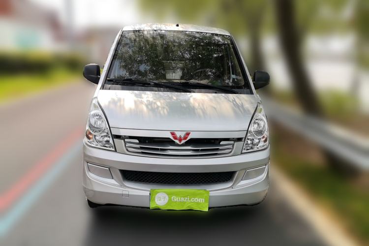 Used Wuling Rongguang S 2021 1.2L Standard Model Window-Sealed Car with Air Conditioning 2 Seats LSI Front