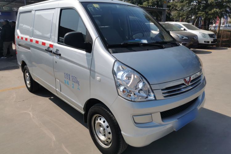 Used Wuling Rongguang S 2021 1.2L Base Model Window-Sealed 2-Seat LSI Car Front Right 45 Deg