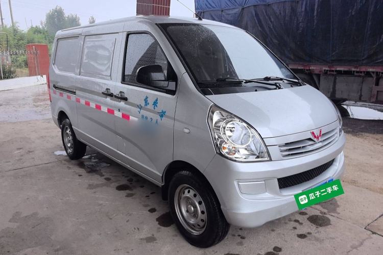 Used Wuling Rongguang S 2021 1.2L Base Model Window-Sealed 2-Seat LSI Car Front Right 45 Deg