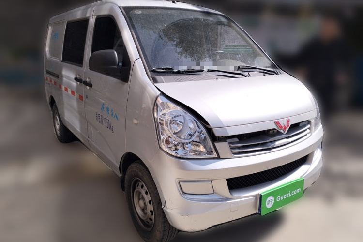 Used Wuling Rongguang S 2021 1.2L Base Model Window-Sealed 5-Seat LSI Car Front Right 45 Deg