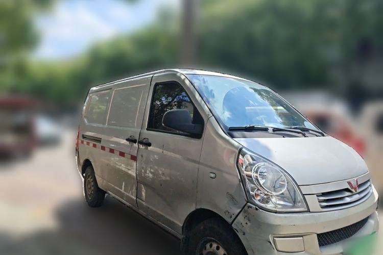 Used Wuling Rongguang S 2021 1.2L Base Model Window-Sealed 2-Seat LSI Car Front Right 45 Deg