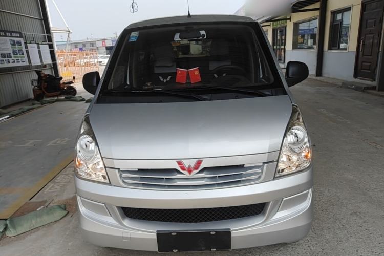 Used Wuling Rongguang S 2021 1.2L Base Model 7-Seater LSI Front