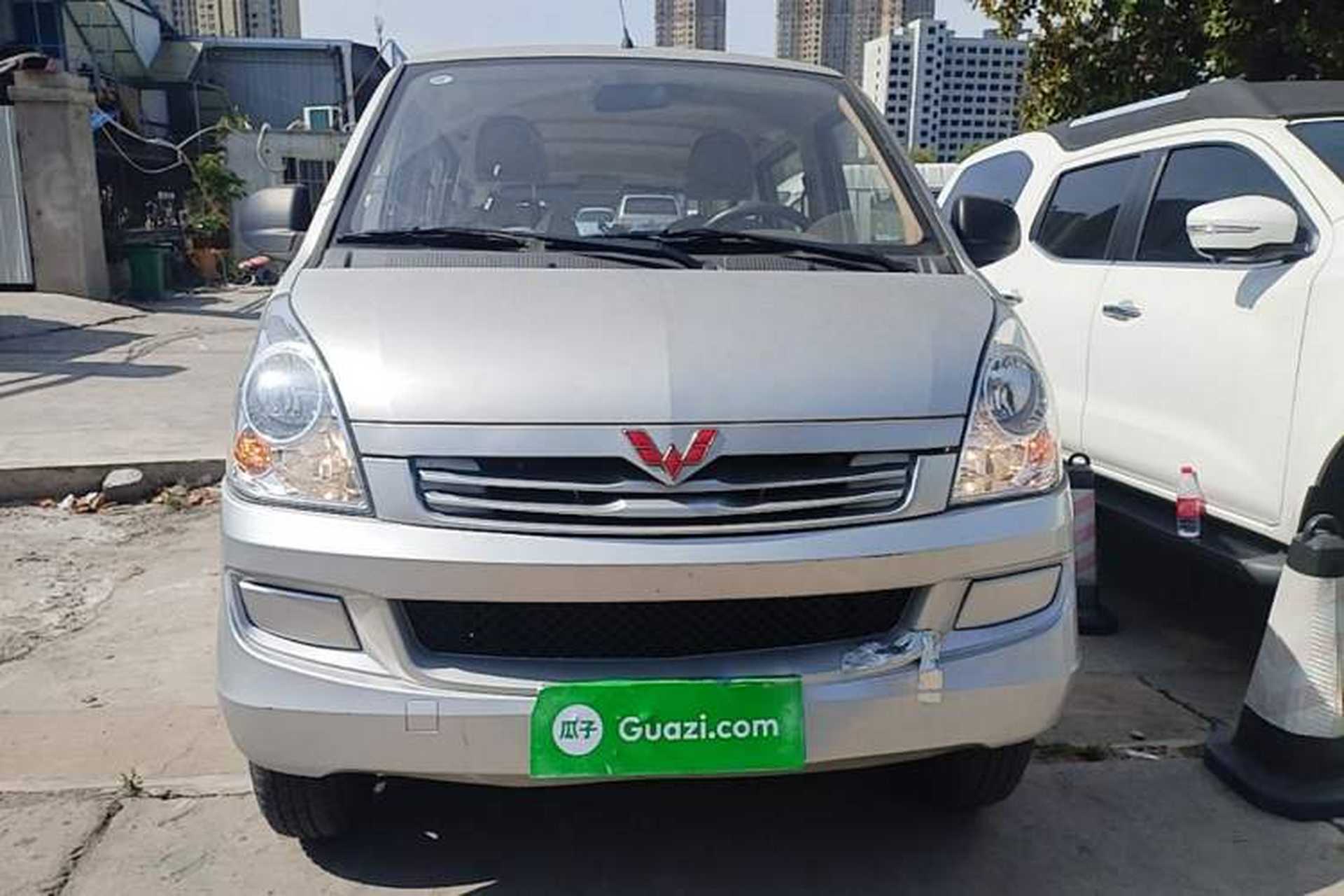 Used Wuling Rongguang S 2021 1.2L Base Model 5-Seater LSI Front