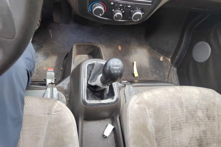 Used Wuling Rongguang S 2021 1.2L Base Model 7-Seater LSI Gear Lever