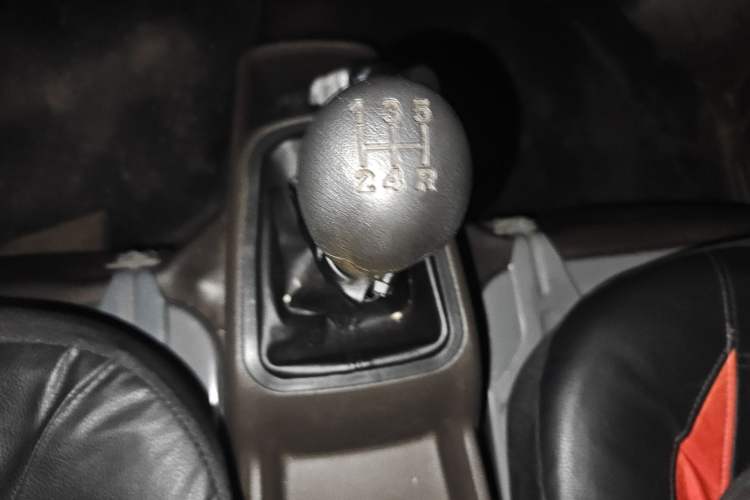 Used Wuling Rongguang S 2021 1.2L Base Model 7-Seater LSI Gear Lever