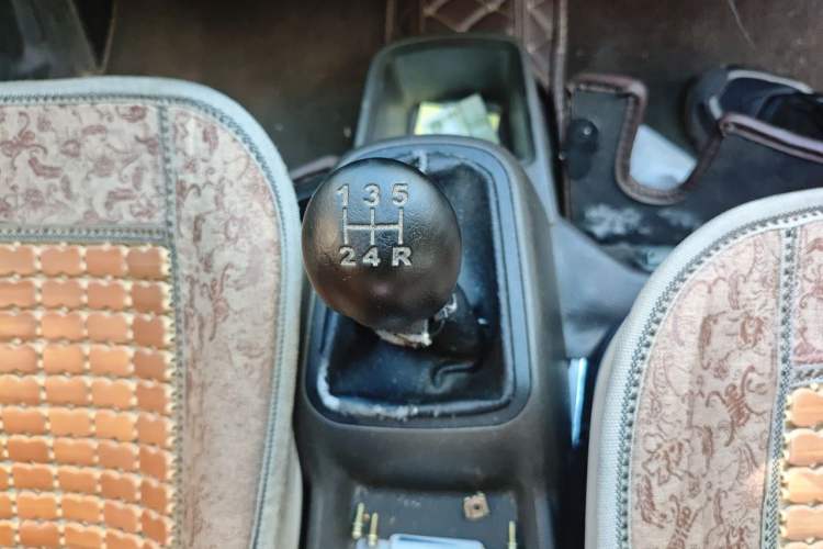Used Wuling Rongguang S 2021 1.2L Base Model 5-Seater LSI Gear Lever