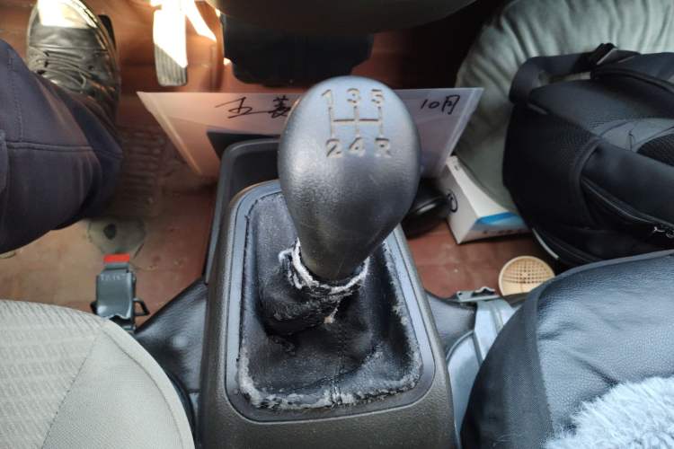 Used Wuling Rongguang S 2021 1.2L Standard Version with Power Steering 5-Seater LSI Gear Lever