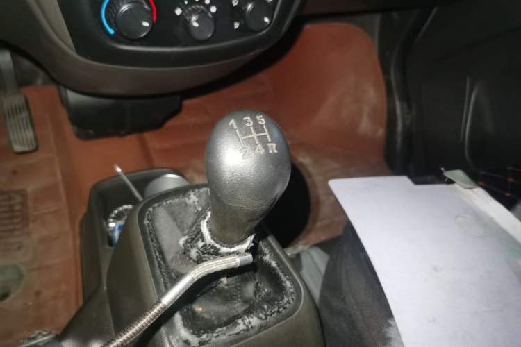 Used Wuling Rongguang S 2021 1.2L Standard Version with Power Steering 5-Seater LSI Gear Lever