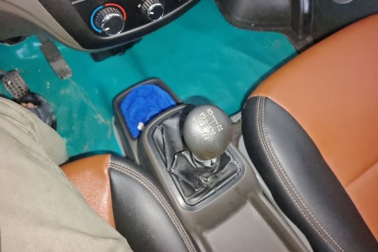Used Wuling Rongguang S 2021 1.2L Base Model 7-Seater LSI Gear Lever