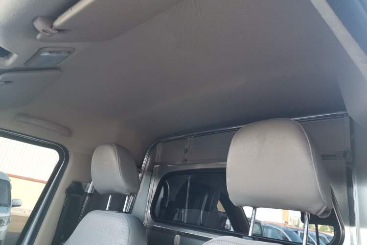 Used Wuling Rongguang S 2021 1.2L Base Model Window-Sealed 2-Seat LSI Car Headliner