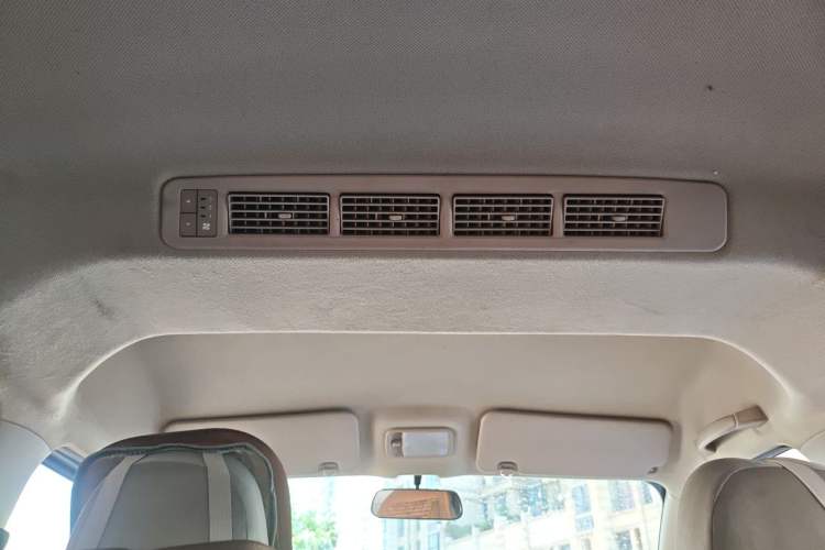 Used Wuling Rongguang S 2021 1.2L Base Model 5-Seater LSI Headliner
