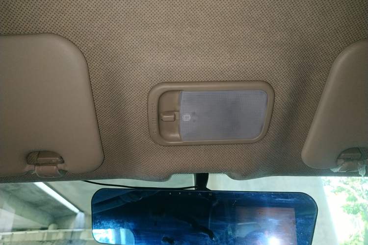 Used Wuling Rongguang S 2021 1.2L Base Model Window-Sealed 2-Seat LSI Car Headliner
