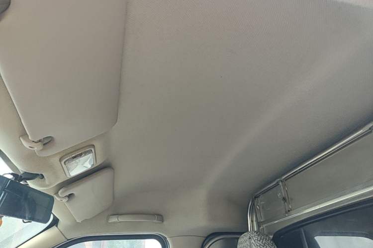 Used Wuling Rongguang S 2021 1.2L Base Model Window-Sealed 2-Seat LSI Car Headliner