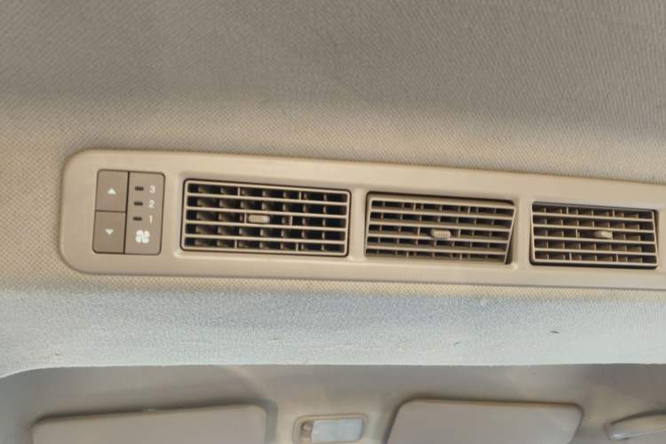 Used Wuling Rongguang S 2021 1.2L Base Model 5-Seater LSI Headliner