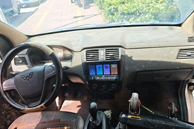 Used Wuling Rongguang S 2021 1.2L Base Model Window-Sealed 2-Seat LSI Car Headliner