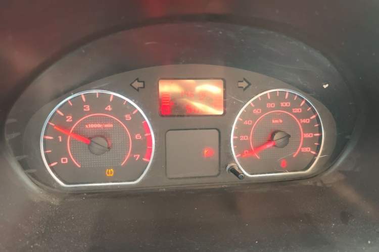Used Wuling Rongguang S 2021 1.2L Standard Model with Power Steering 7-Seater LSI Instrument Cluster