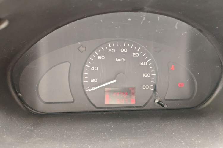 Used Wuling Rongguang S 2021 1.2L Base Model 5-Seater LSI Instrument Cluster