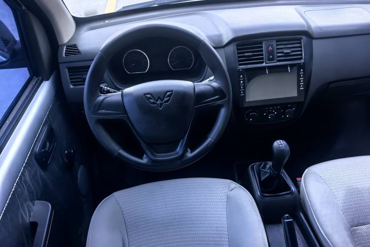 Used Wuling Rongguang S 2021 1.2L Base Model 5-Seater LSI Interior 2