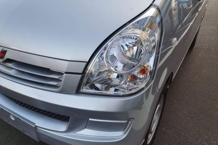 Used Wuling Rongguang S 2021 1.2L Base Model Window-Sealed 2-Seat LSI Car Left Front Headlight
